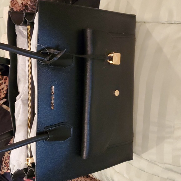 Hand Bag - Picture 2 of 2